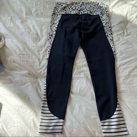 NWT athletic capris - Picture 2 of 4